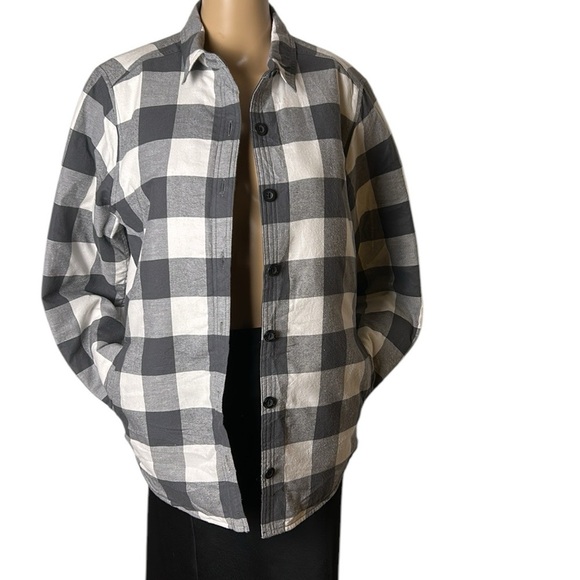Eddie Bauer Women oversized plaid flannel shacket,jacket.Heavy flannel shirt - Picture 10 of 11